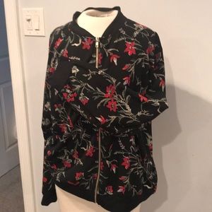 West Kei Floral zip front collarless lite jacket